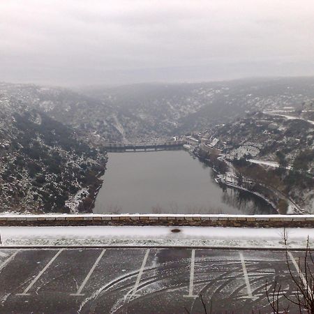 Pensao Vista Bela Hotel Miranda do Douro Kültér fotó